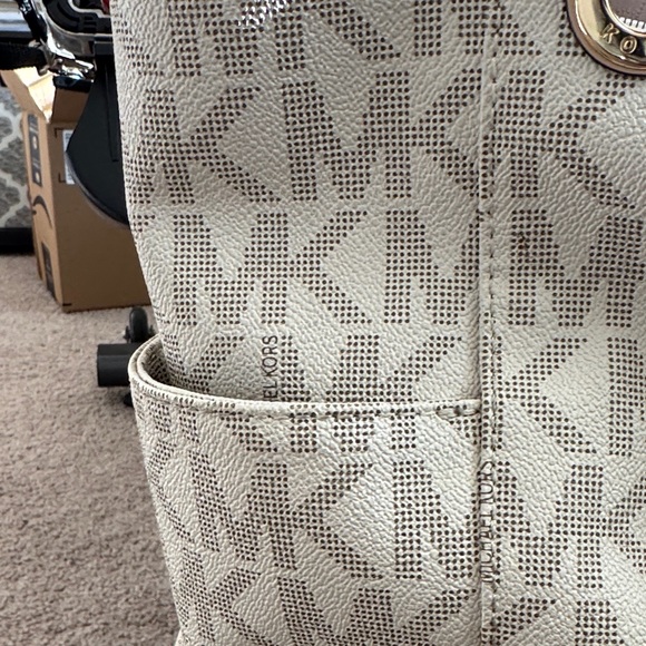 Michael Kors Beige and Gold Signature Tote - Picture 4 of 14